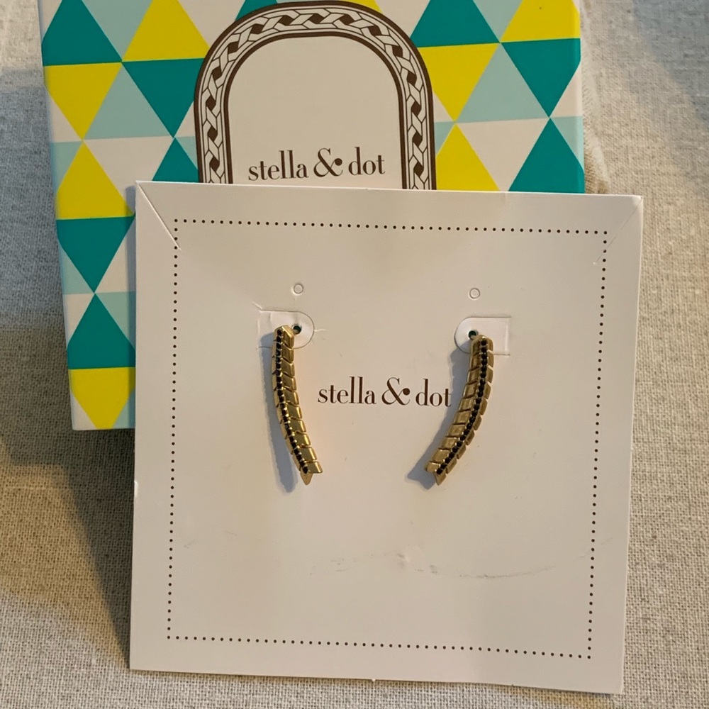 Stella & Dot Gilded Path Ear Climbers